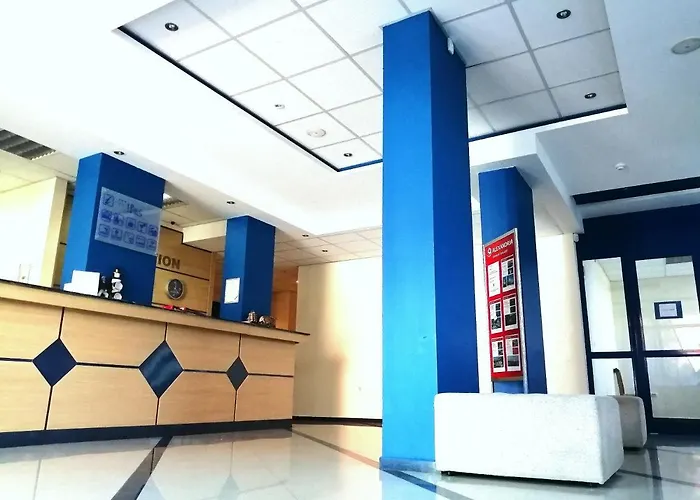 Ξενοδοχείο Nadia 3*