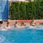 Nadia Hotel 3*